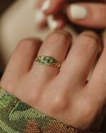 Zinnia 1973 Vintage 18ct Gold Emerald & Diamond Ten Stone Ring - Image 2
