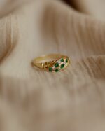 Zinnia 1973 Vintage 18ct Gold Emerald & Diamond Ten Stone Ring - Image 4
