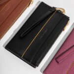 THE WRISTLET - Image 7